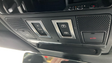 Land Rover Defender 2.0 P300 X-Dynamic HSE 110 5dr Auto Petrol Estate